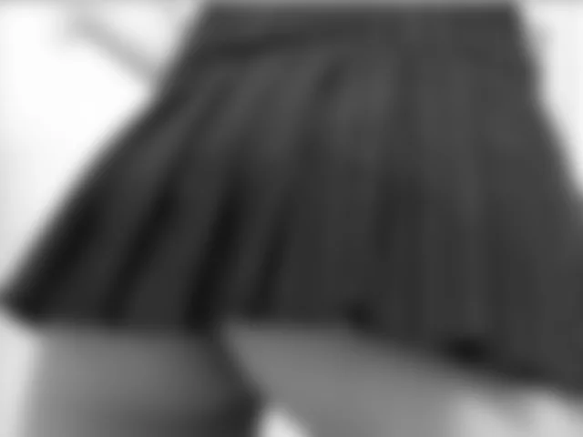 ladyLaratx image 3